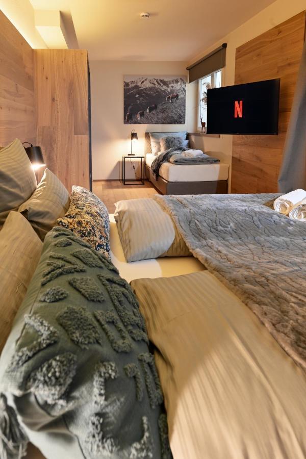 Boutique Chalets Alpi - Private Sauna & Cinema Garmisch-Partenkirchen Buitenkant foto