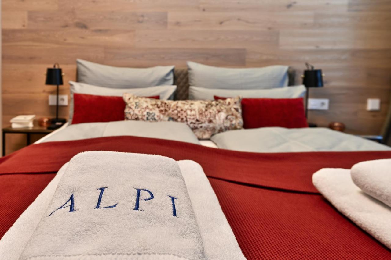 Boutique Chalets Alpi - Private Sauna & Cinema Garmisch-Partenkirchen Buitenkant foto