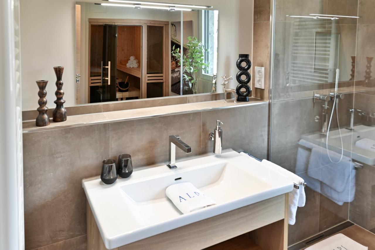 Boutique Chalets Alpi - Private Sauna & Cinema Garmisch-Partenkirchen Buitenkant foto