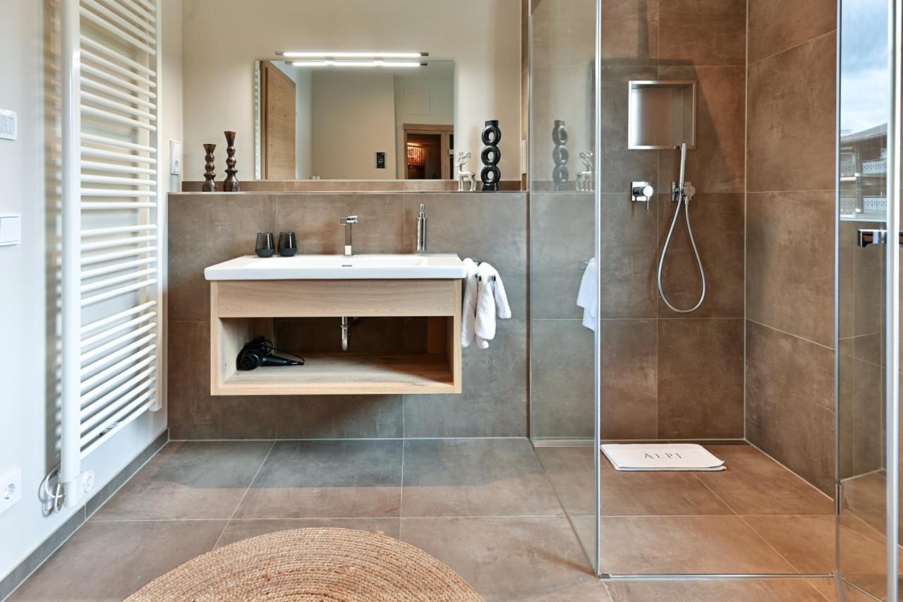 Boutique Chalets Alpi - Private Sauna & Cinema Garmisch-Partenkirchen Buitenkant foto