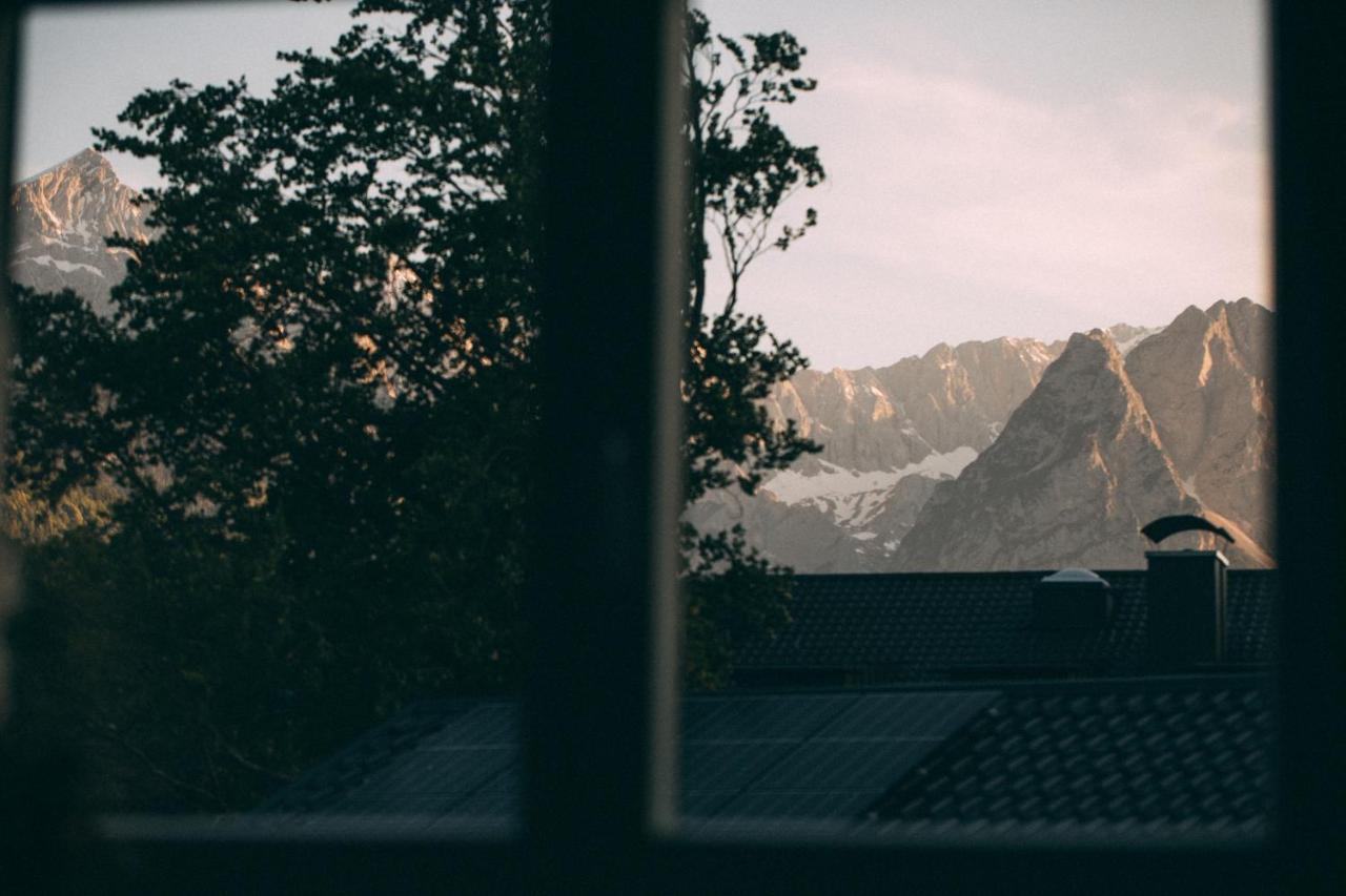 Boutique Chalets Alpi - Private Sauna & Cinema Garmisch-Partenkirchen Buitenkant foto